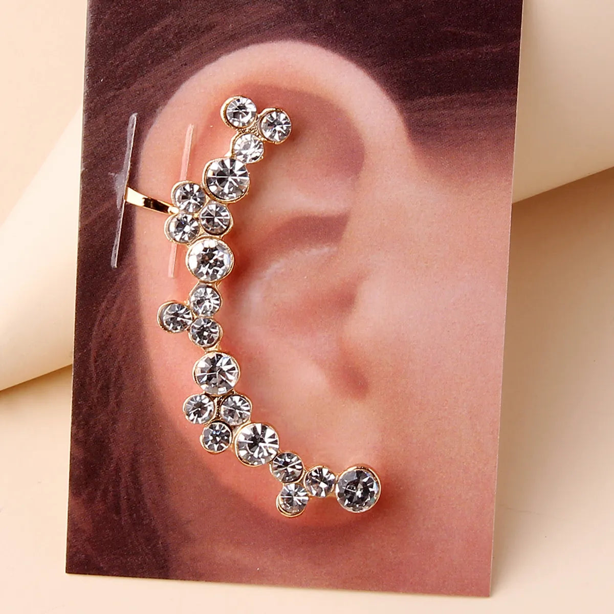 1 Piece Elegant Shiny Geometric Inlay Zinc Alloy Rhinestones Gold Plated Ear Cuffs