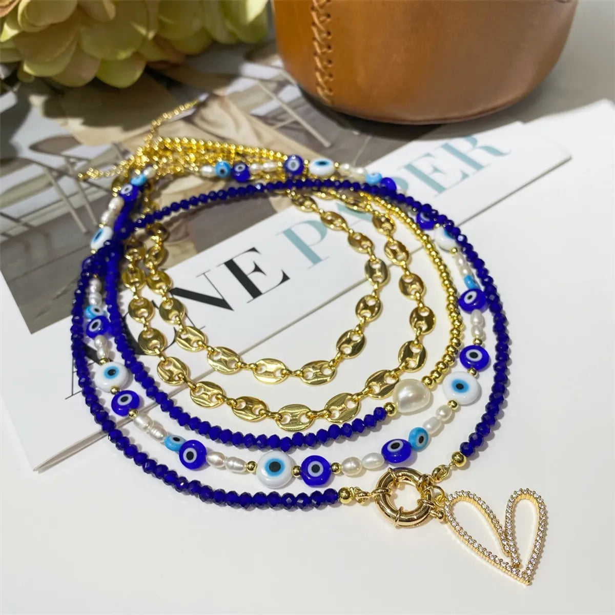 1 Piece Ethnic Style Heart Shape Eye Mixed Materials Beaded Rhinestones Women's Necklace