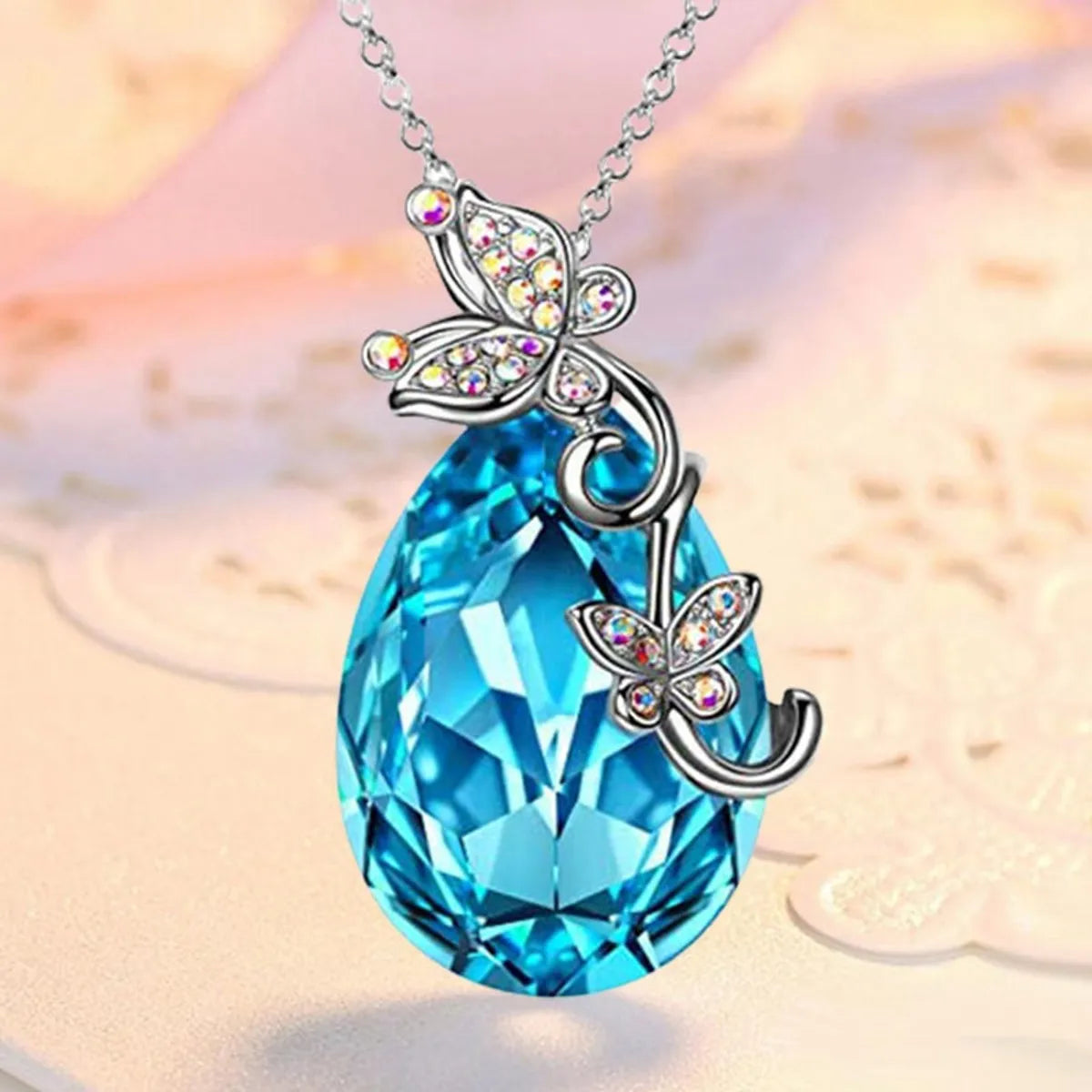 1 Piece Fashion Butterfly Alloy Plating Rhinestones Women'S Pendant Necklace