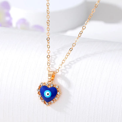 1 Piece Fashion Devil's Eye Alloy Inlay Artificial Diamond Women's Pendant Necklace