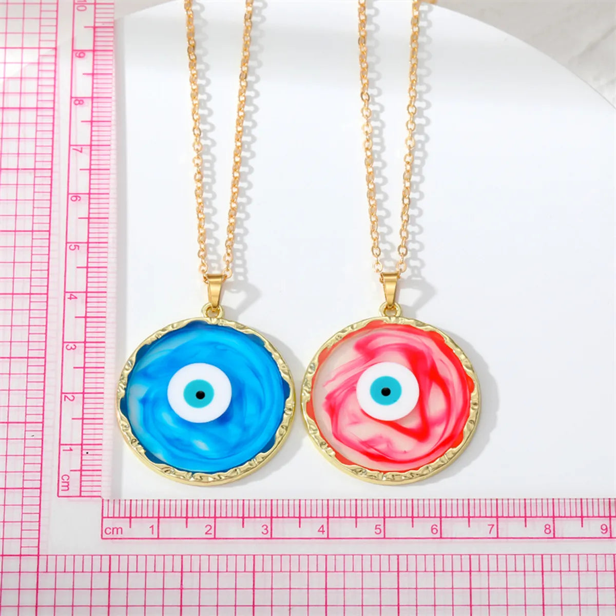 1 Piece Fashion Devil's Eye Metal Plating Transparent Inlay Resin Gold Plated Women's Pendant Necklace