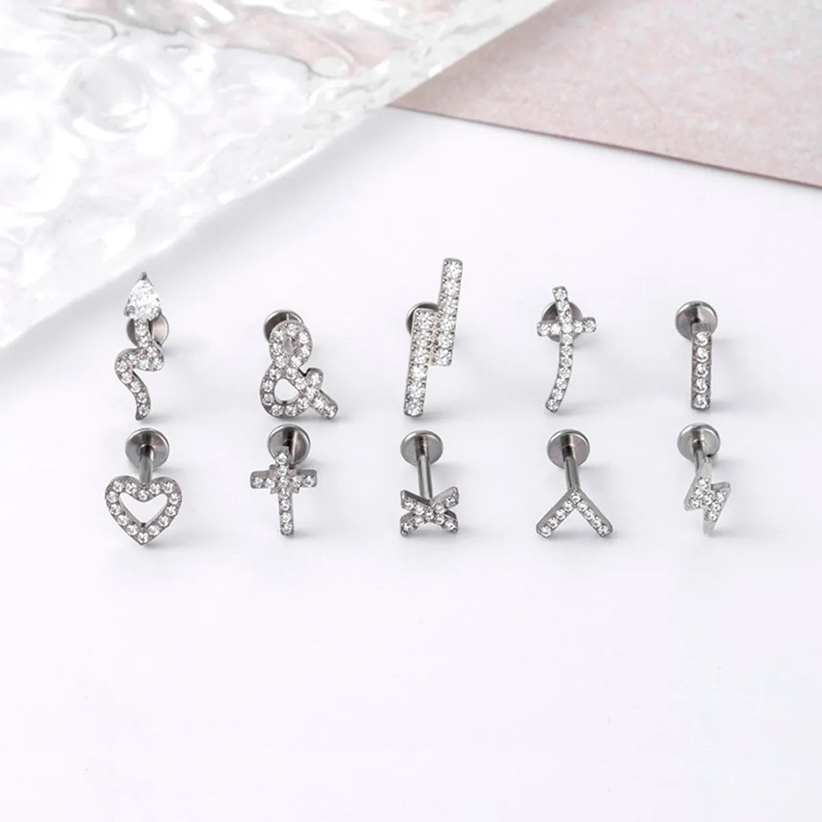 1 Piece Fashion Heart Shape Plating Titanium Steel Zircon Lip Stud Ear Studs