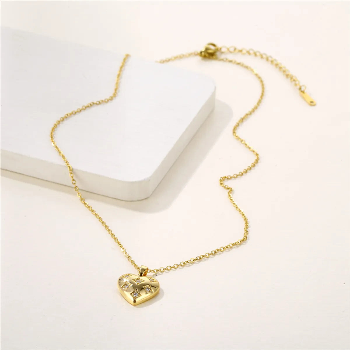 1 Piece Fashion Heart Shape Stainless Steel Brass Plating Inlay Zircon Pendant Necklace