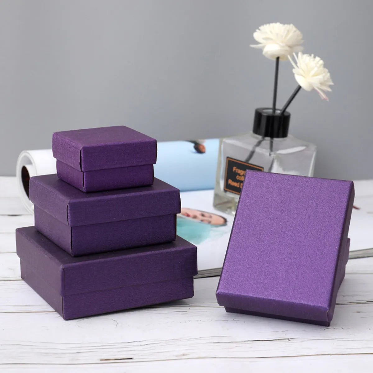 1 Piece Fashion Solid Color Paper Jewelry Boxes