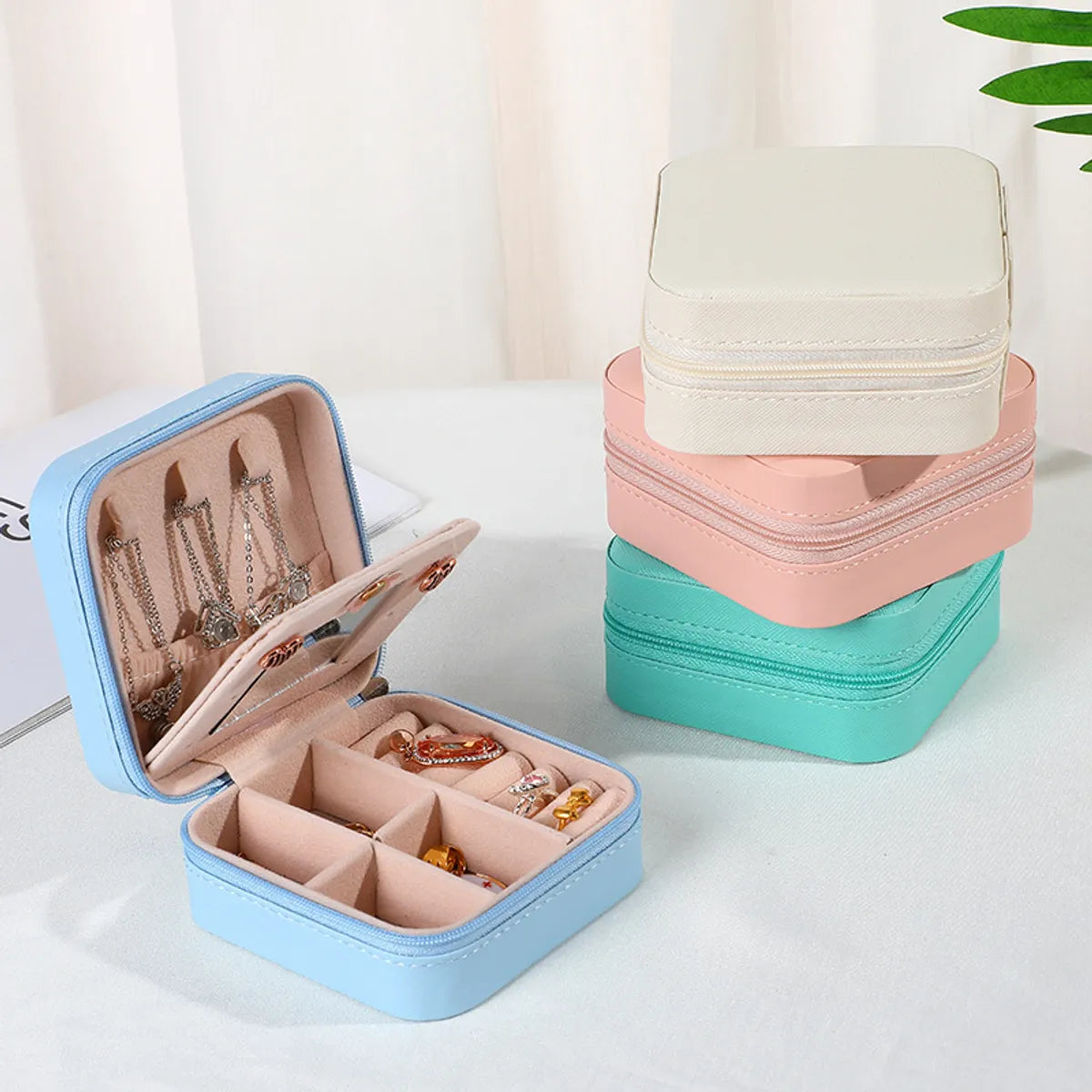 1 Piece Fashion Solid Color Pu Leather Jewelry Boxes