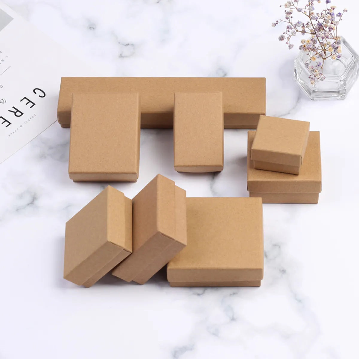 1 Piece Fashion Solid Color Sponge Kraft Paper Flannel Jewelry Boxes