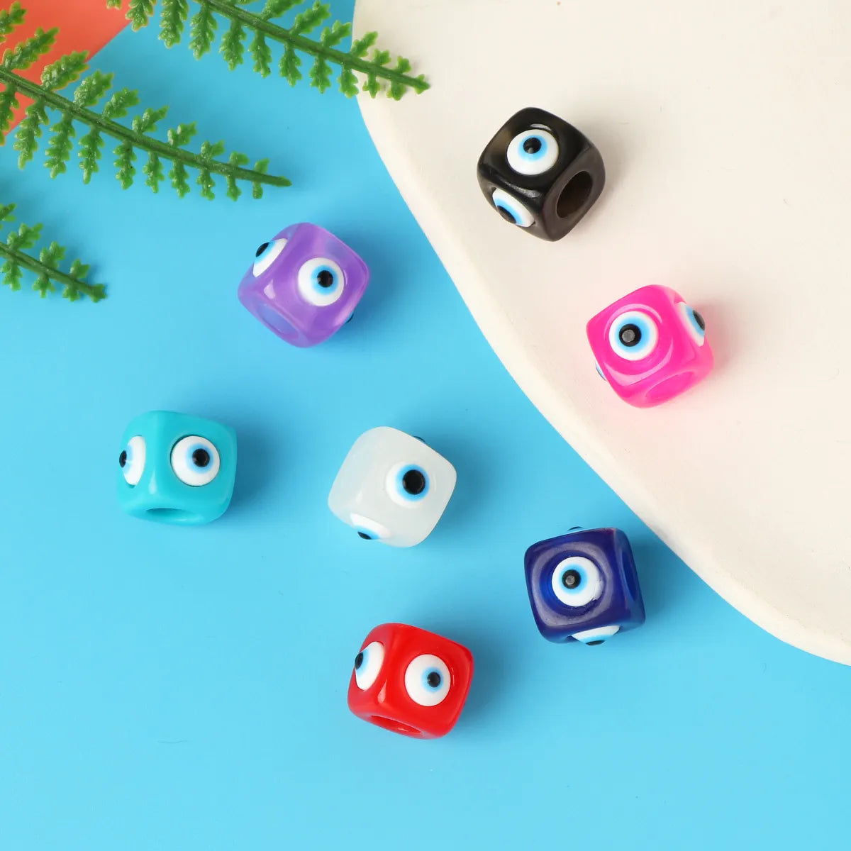 1 Piece 1.2 * 1.4mm Hole Under 1mm Resin Square Eye Beads