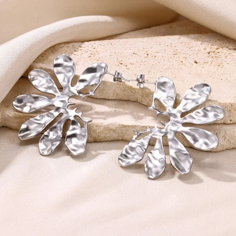 1 Piece French Style Modern Style Heart Shape Flower 304 Stainless Steel 18K Gold Plated Ear Studs