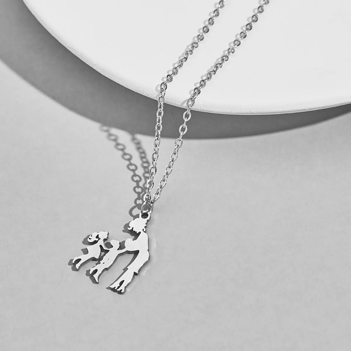 1 Piece French Style Simple Style A Family Of Three Stainless Steel Hollow Out Pendant Necklace