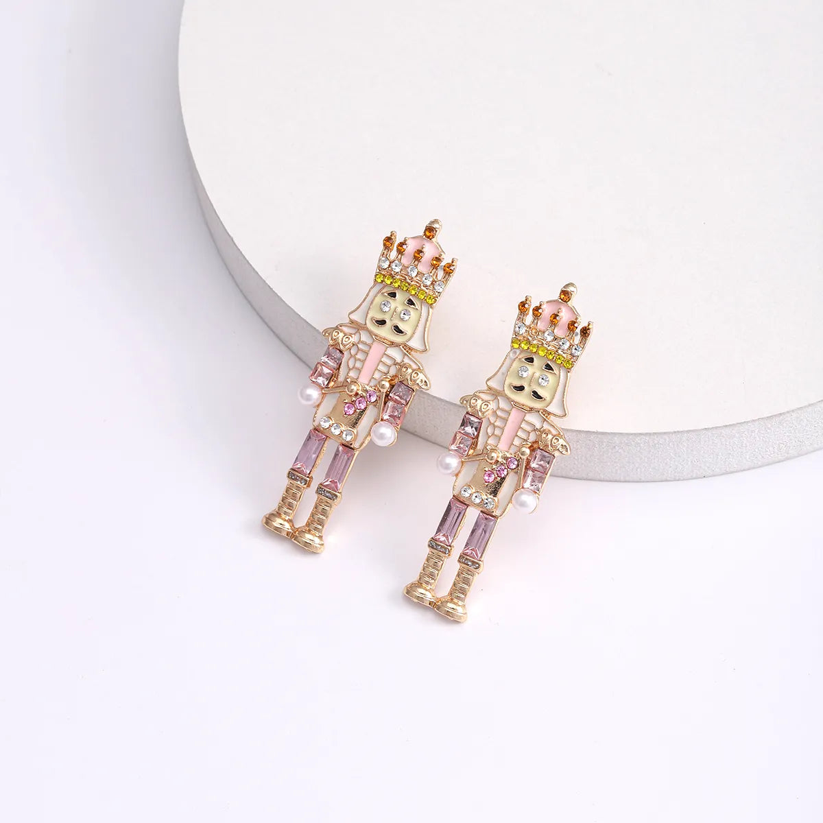 1 Piece Novelty Streetwear Human Cartoon Character Enamel Inlay Alloy Artificial Gemstones Drop Earrings