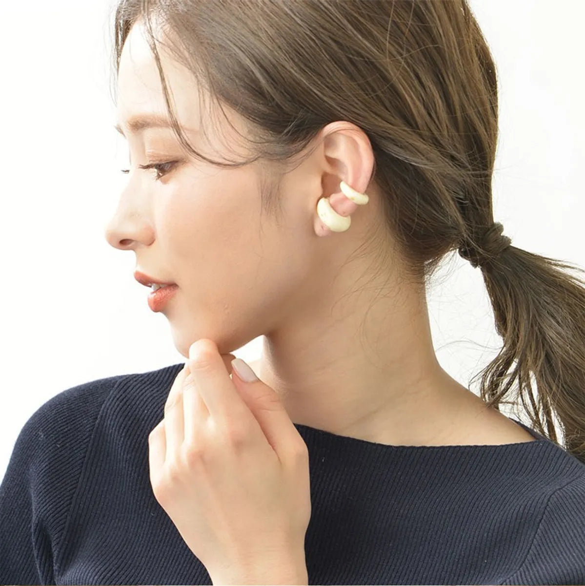 1 Piece Original Design U Shape Resin Ear Cuffs