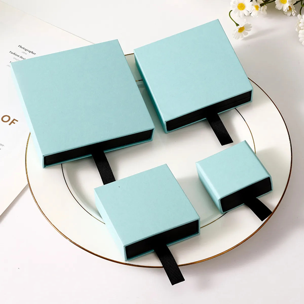 1 Piece Paper Simple Style Daily Solid Color Jewelry Boxes