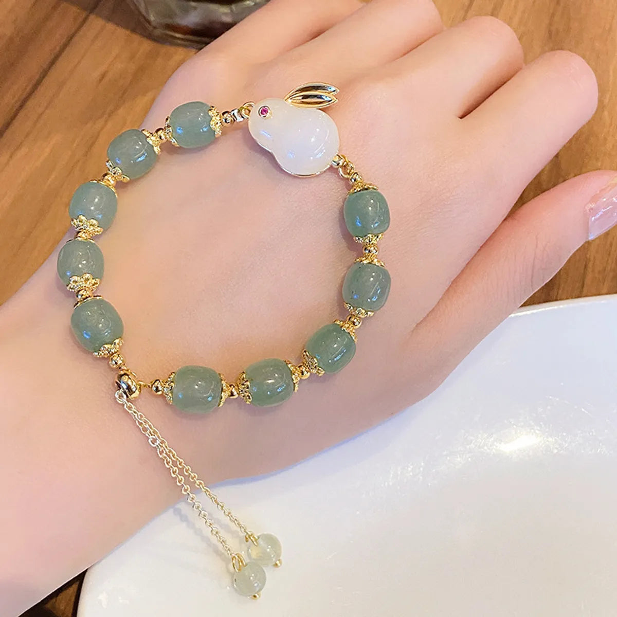 1 Piece Retro Animal Jade Plating 14k Gold Plated Women'S Bracelets