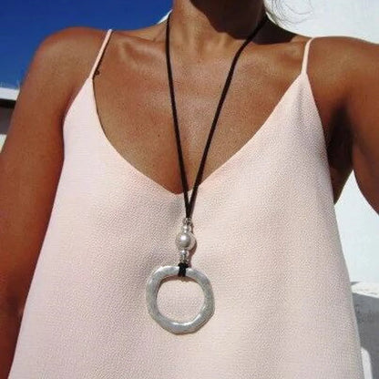 1 Piece Retro Circle Alloy Handmade Women's Pendant Necklace