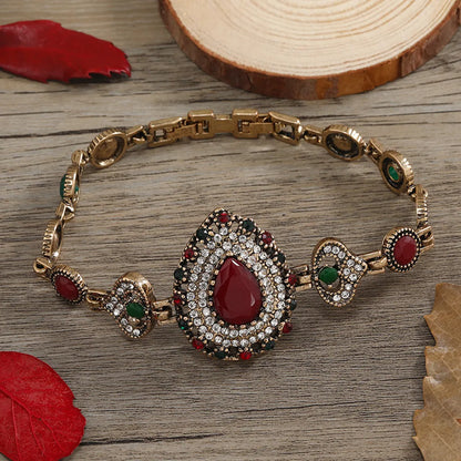 1 Piece Retro Flower Alloy Inlay Rhinestones Women'S Bracelets