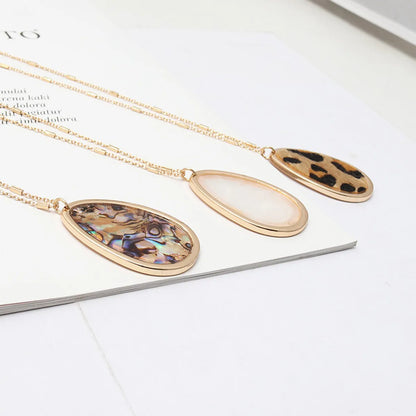 1 Piece Retro Geometric Leopard Alloy Inlay Shell Women's Pendant Necklace