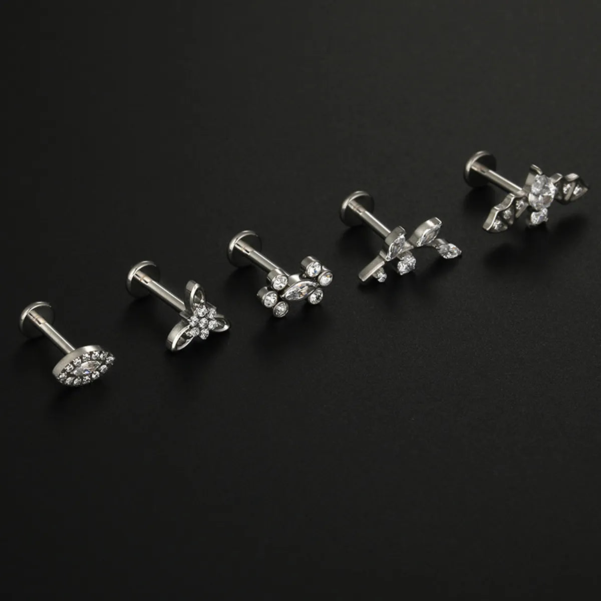 Retro Leaf Eye Titanium Steel Inlaid Zircon Lip Stud