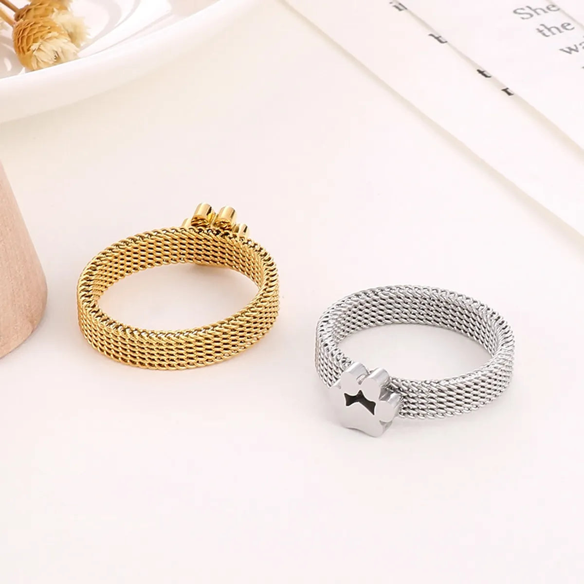 1 Piece Retro Solid Color Stainless Steel Plating Rings