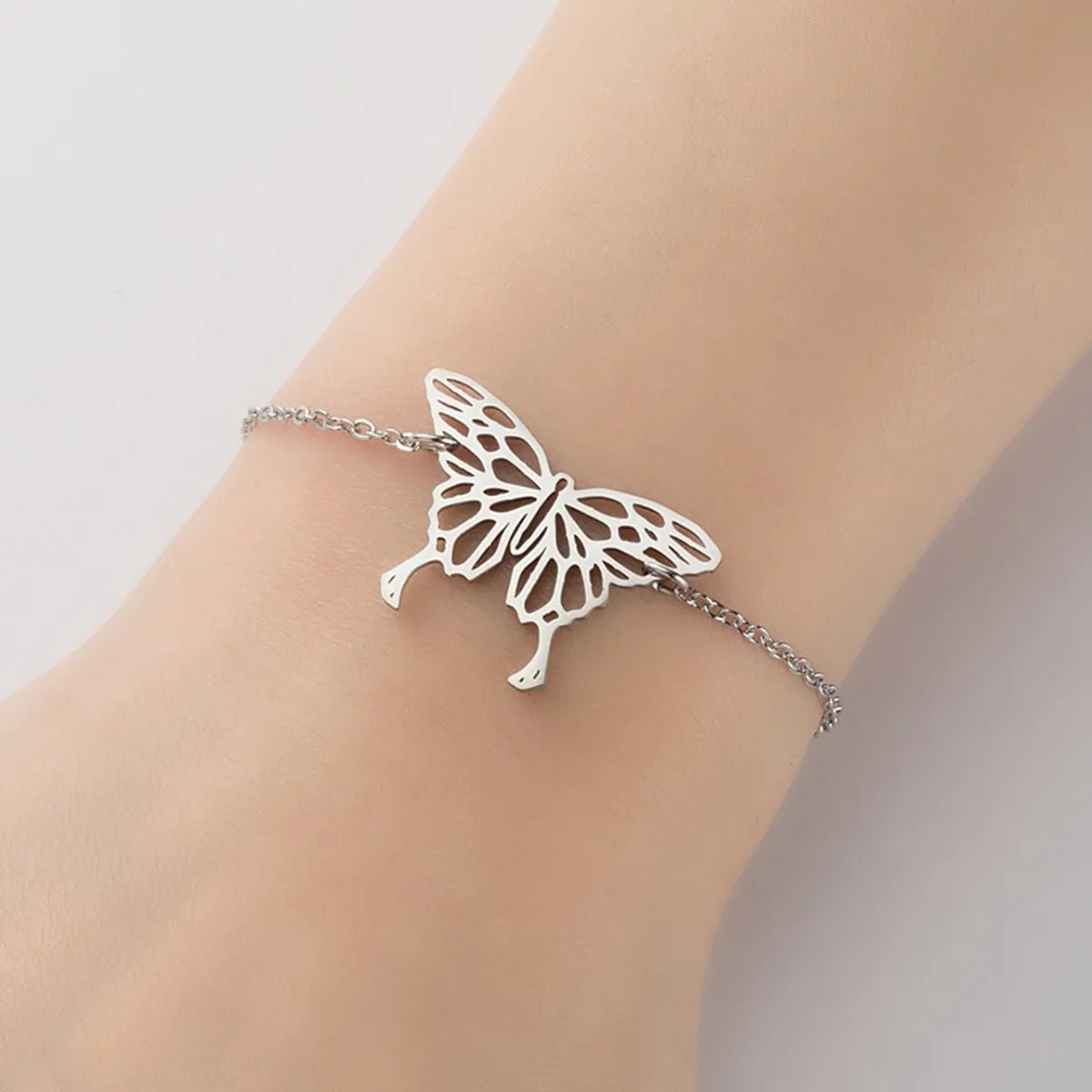 1 Piece Simple Style Butterfly Titanium Steel Bracelets