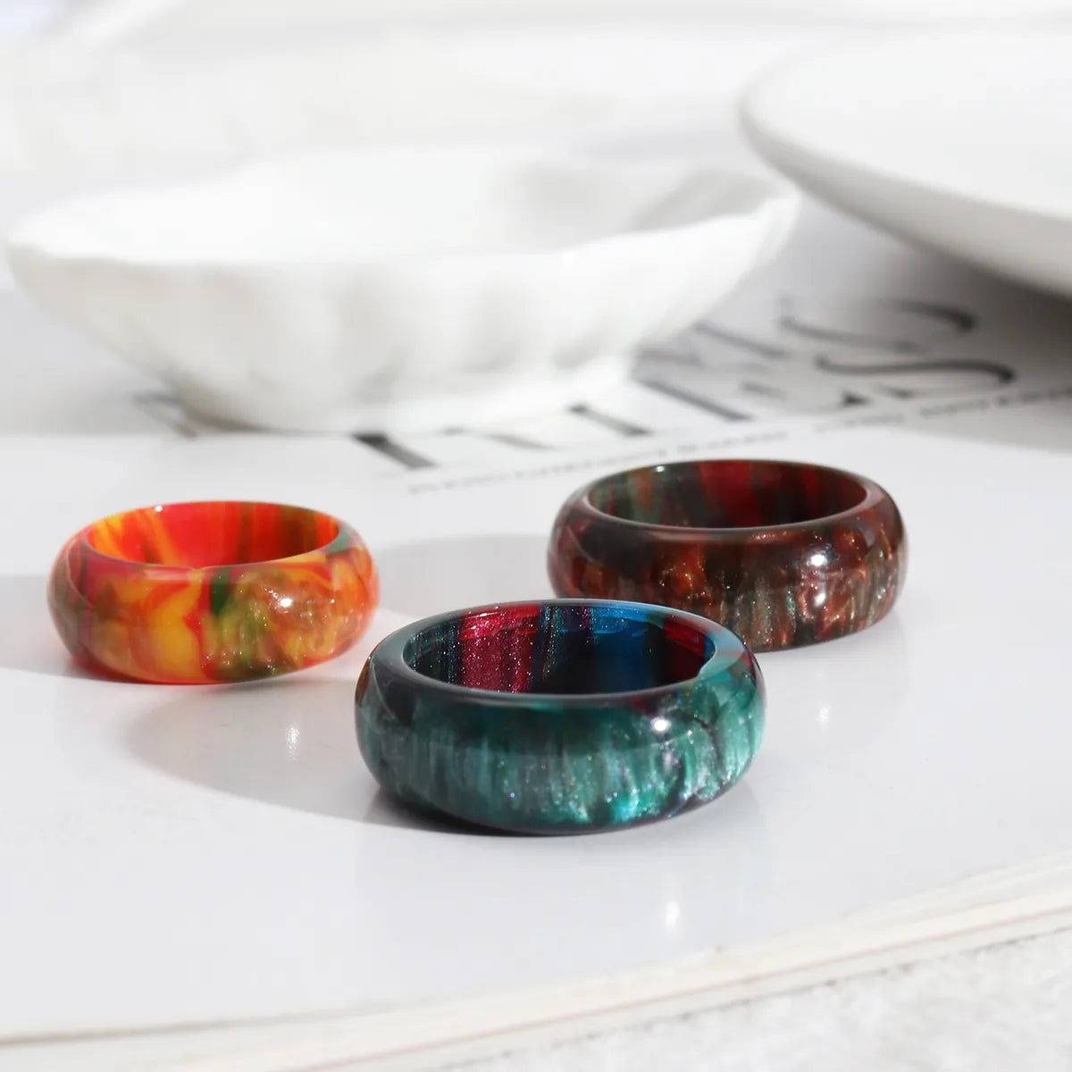 1 Piece Simple Style Circle Gradient Color Arylic Resin Women'S Rings