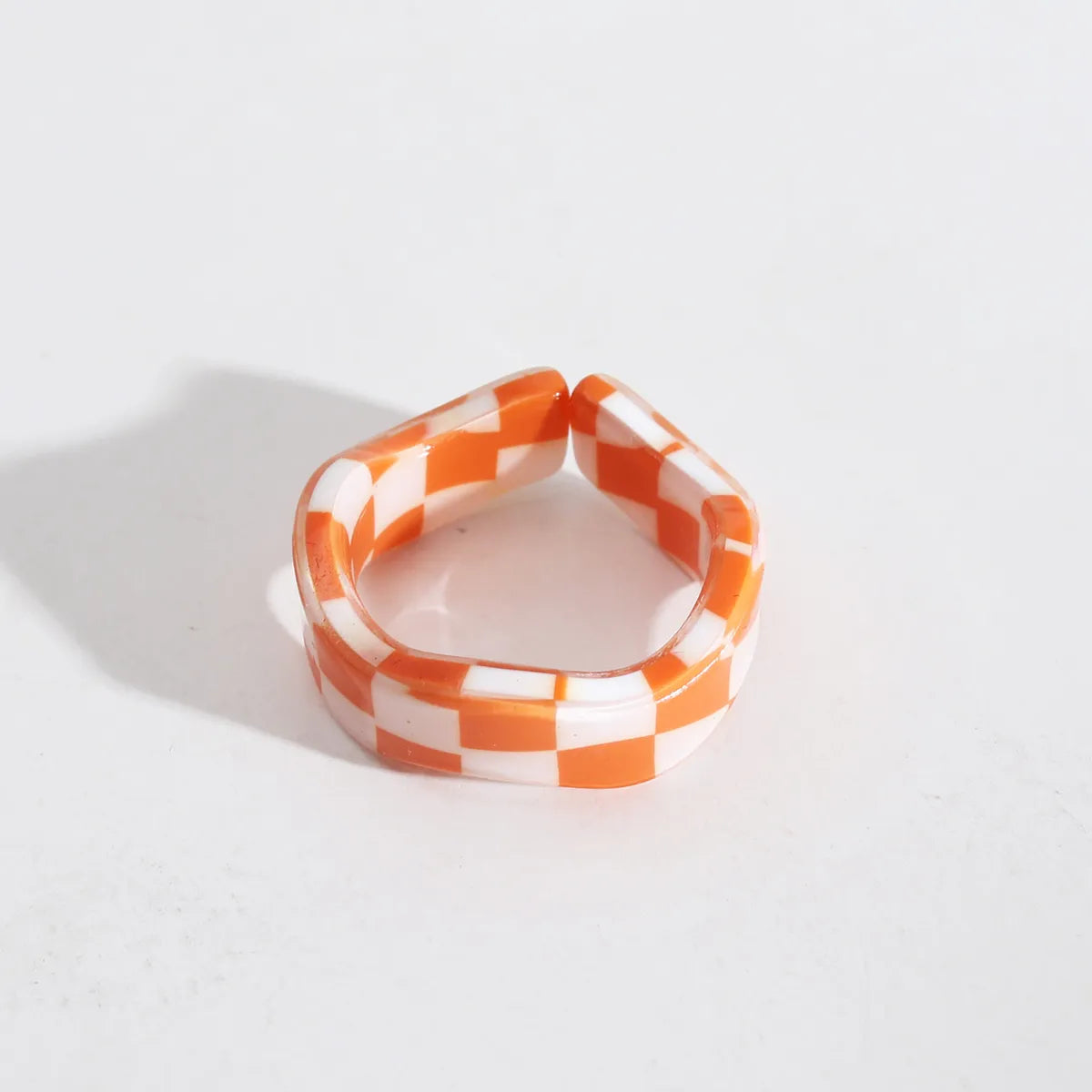 1 Piece Simple Style Circle Gradient Color Arylic Resin Women'S Rings