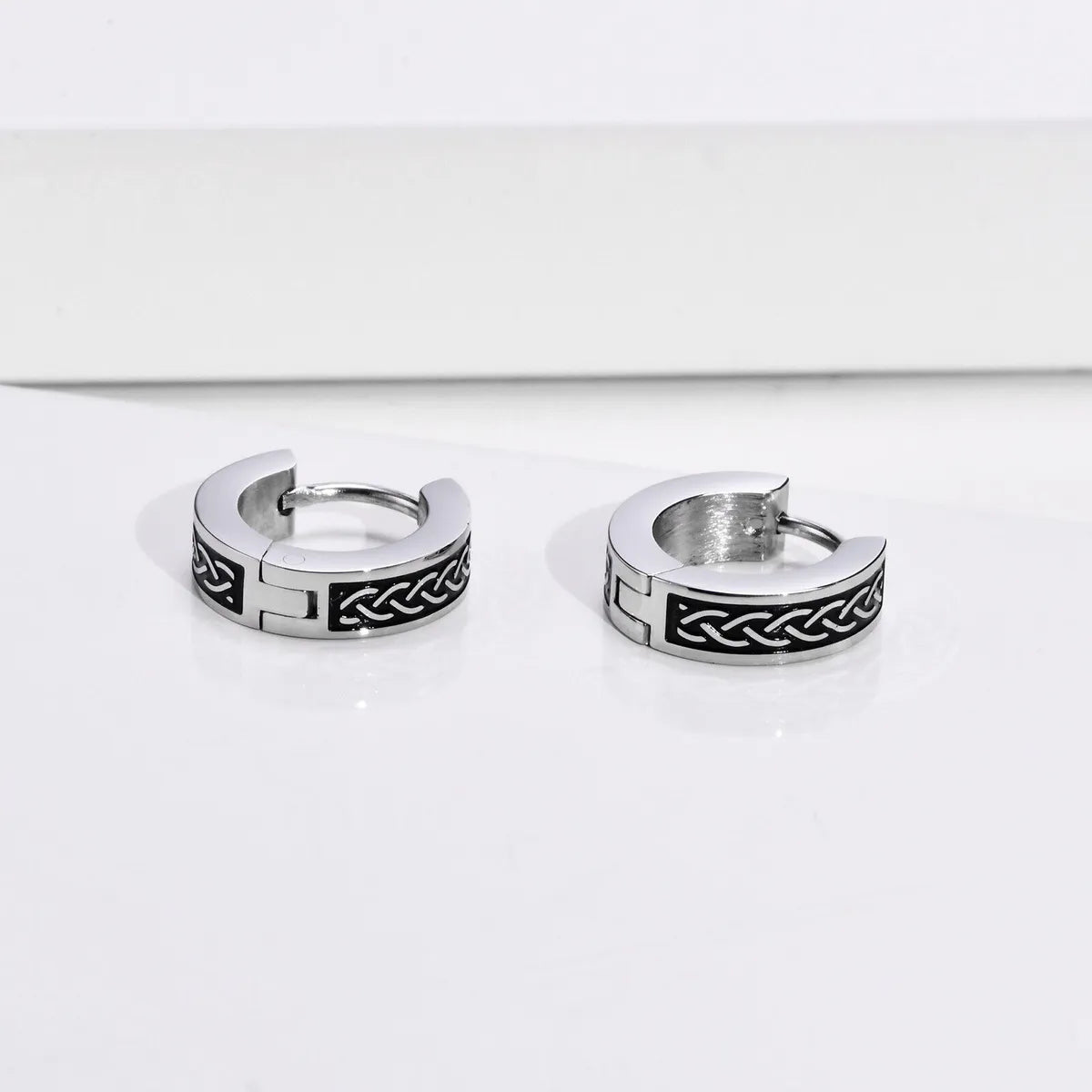 1 Piece Simple Style Classic Style Commute Round 304 Stainless Steel Hoop Earrings