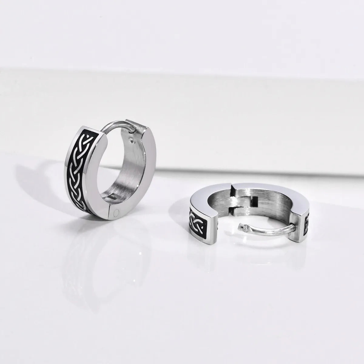 1 Piece Simple Style Classic Style Commute Round 304 Stainless Steel Hoop Earrings