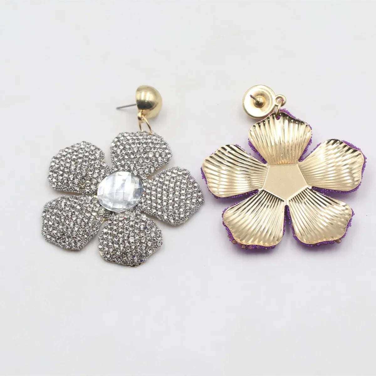 1 Piece Simple Style Classic Style Flower Inlay Iron Rhinestones Drop Earrings