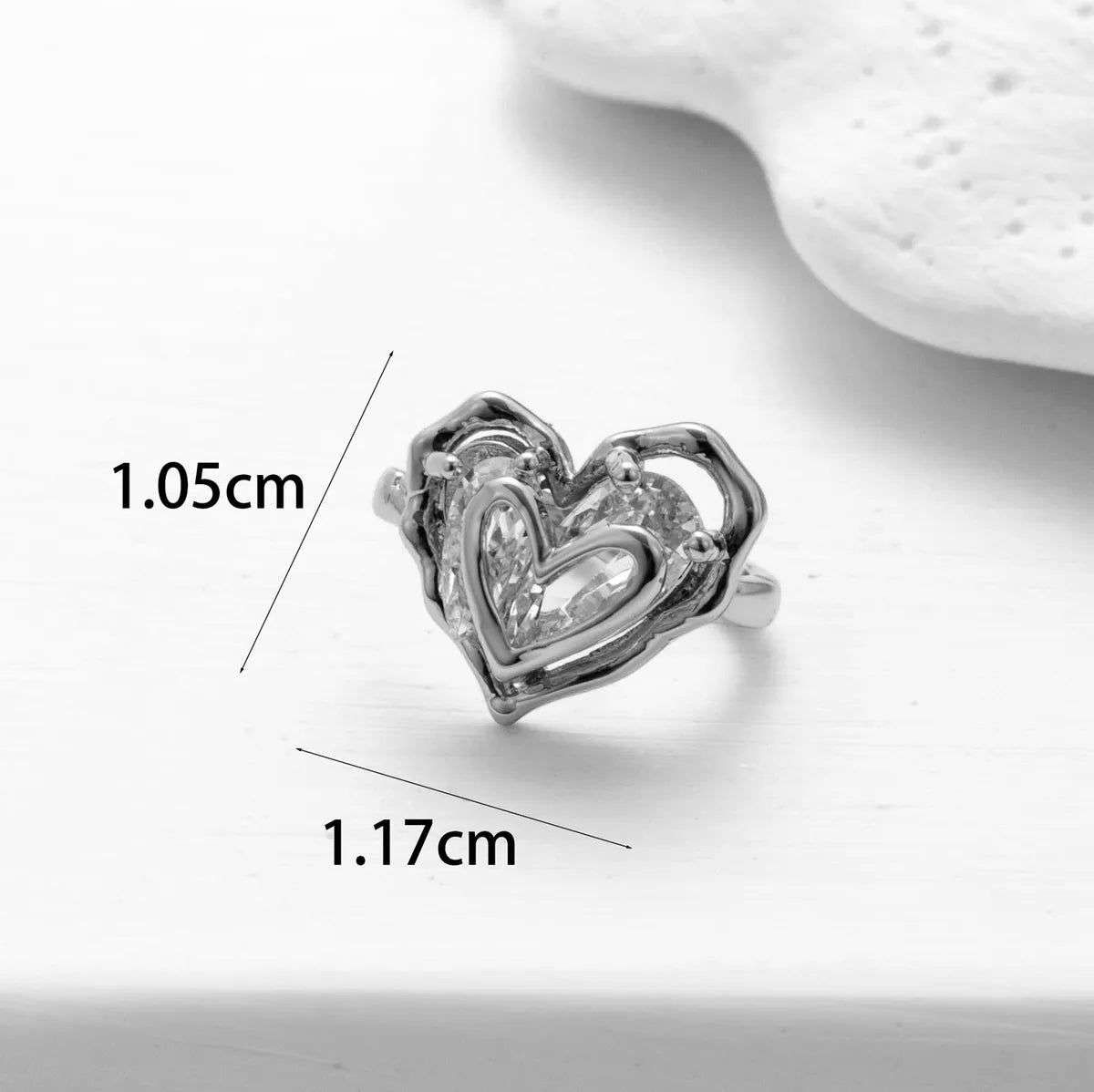 1 Piece Simple Style Classic Style Heart Shape Flower Bow Knot Inlay Copper Zircon Ear Cuffs