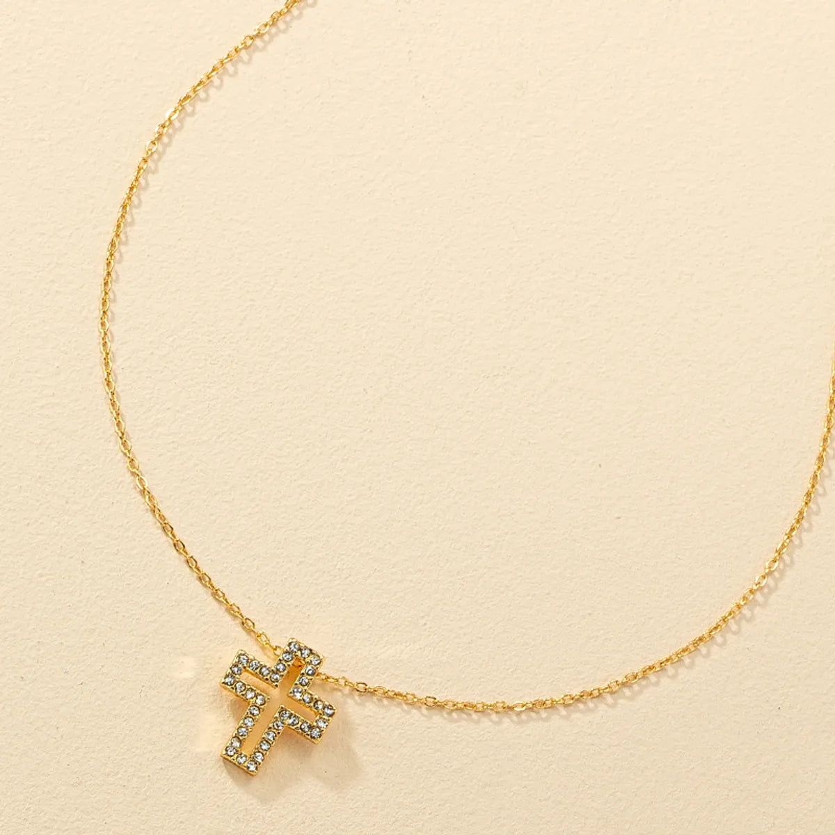 1 Piece Simple Style Cross Alloy Plating Rhinestones Women's Pendant Necklace