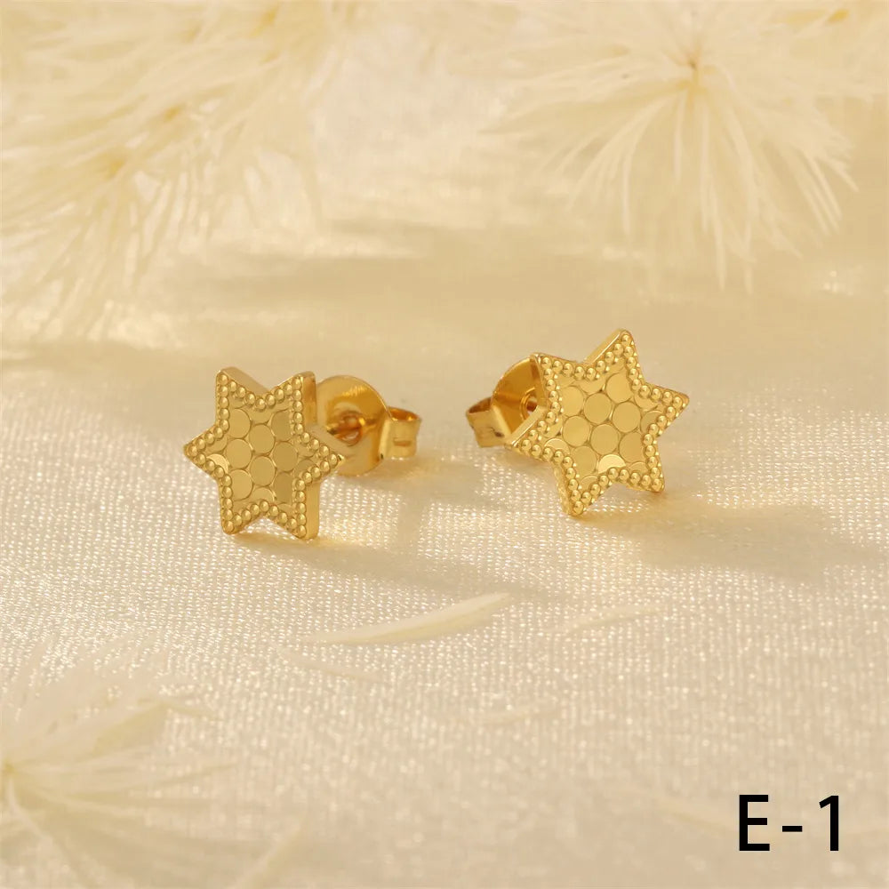 1 Piece Simple Style Cross Heart Shape Crown Plating Copper 18k Gold Plated Ear Studs