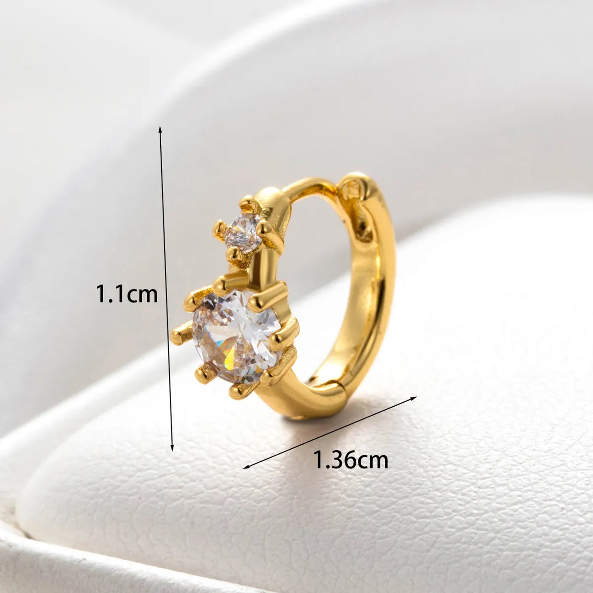 1 Piece Simple Style Cross Round Bee Inlay Stainless Steel Copper Zircon Hoop Earrings