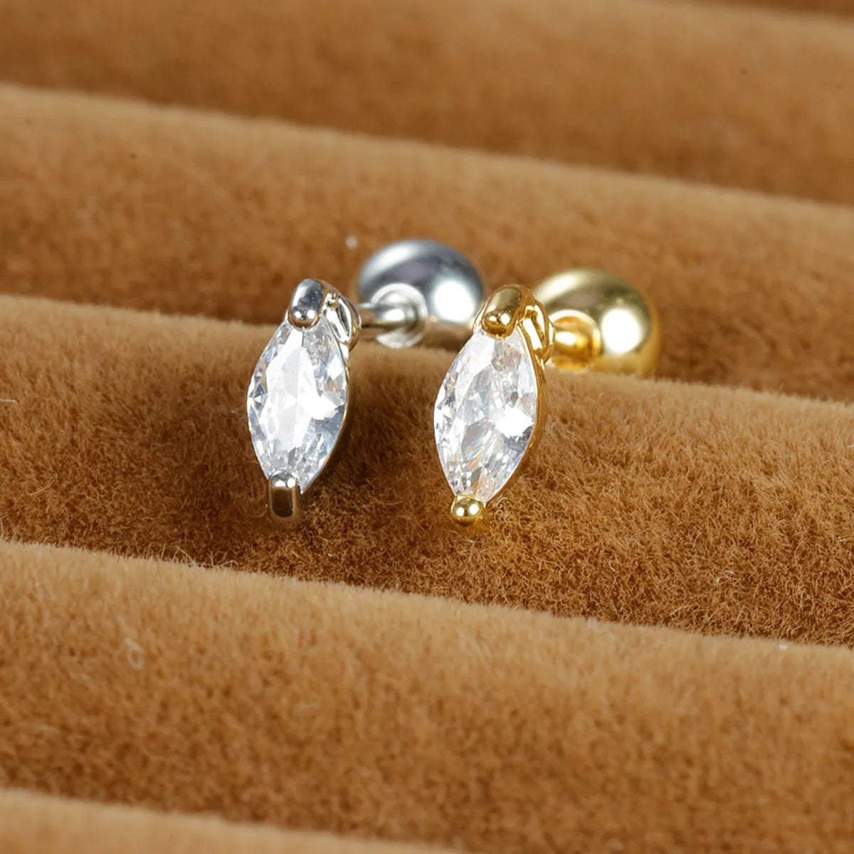 1 Piece Simple Style Geometric Plating Inlay Stainless Steel Zircon Ear Studs