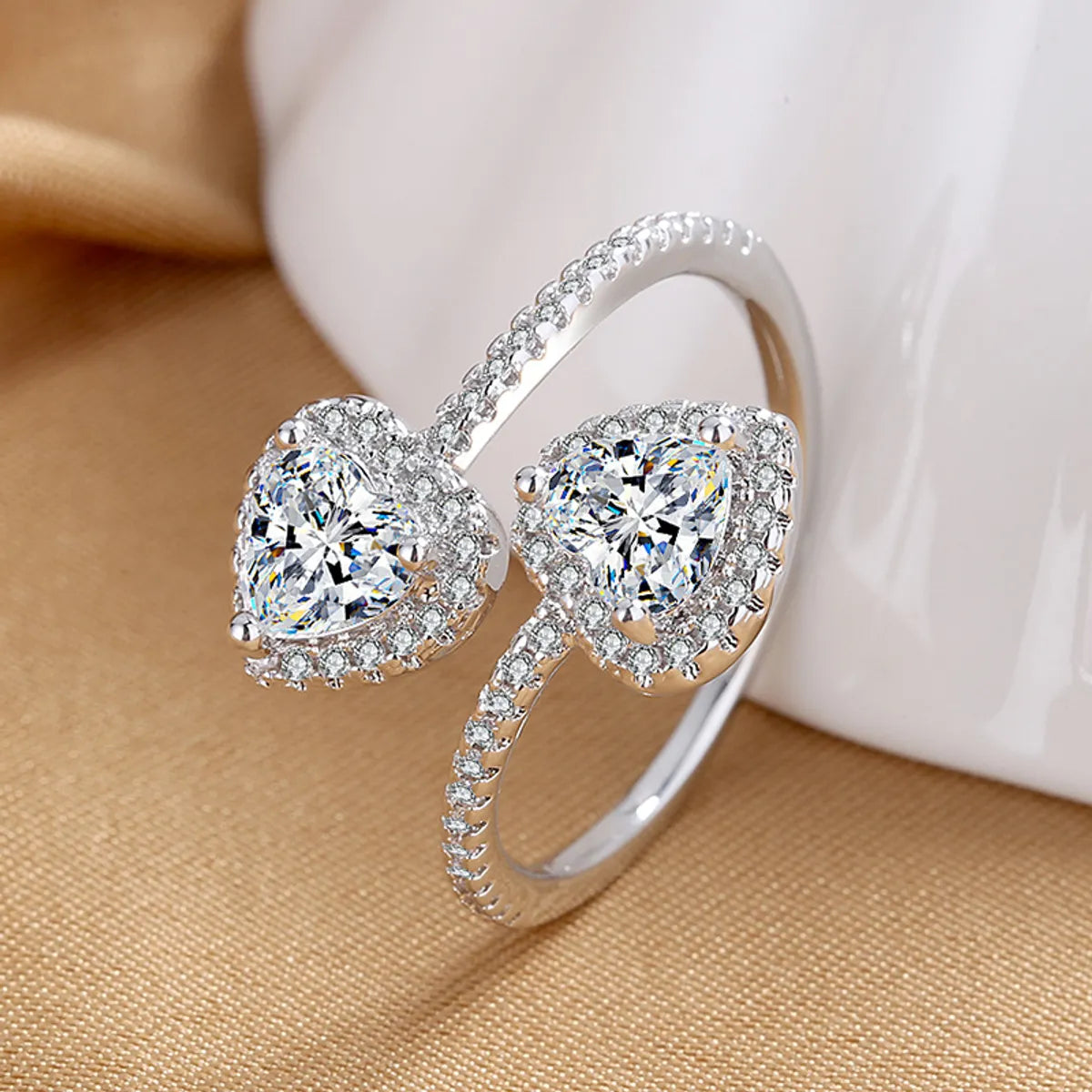 1 Piece Simple Style Heart Shape Copper Inlay Zircon Open Ring