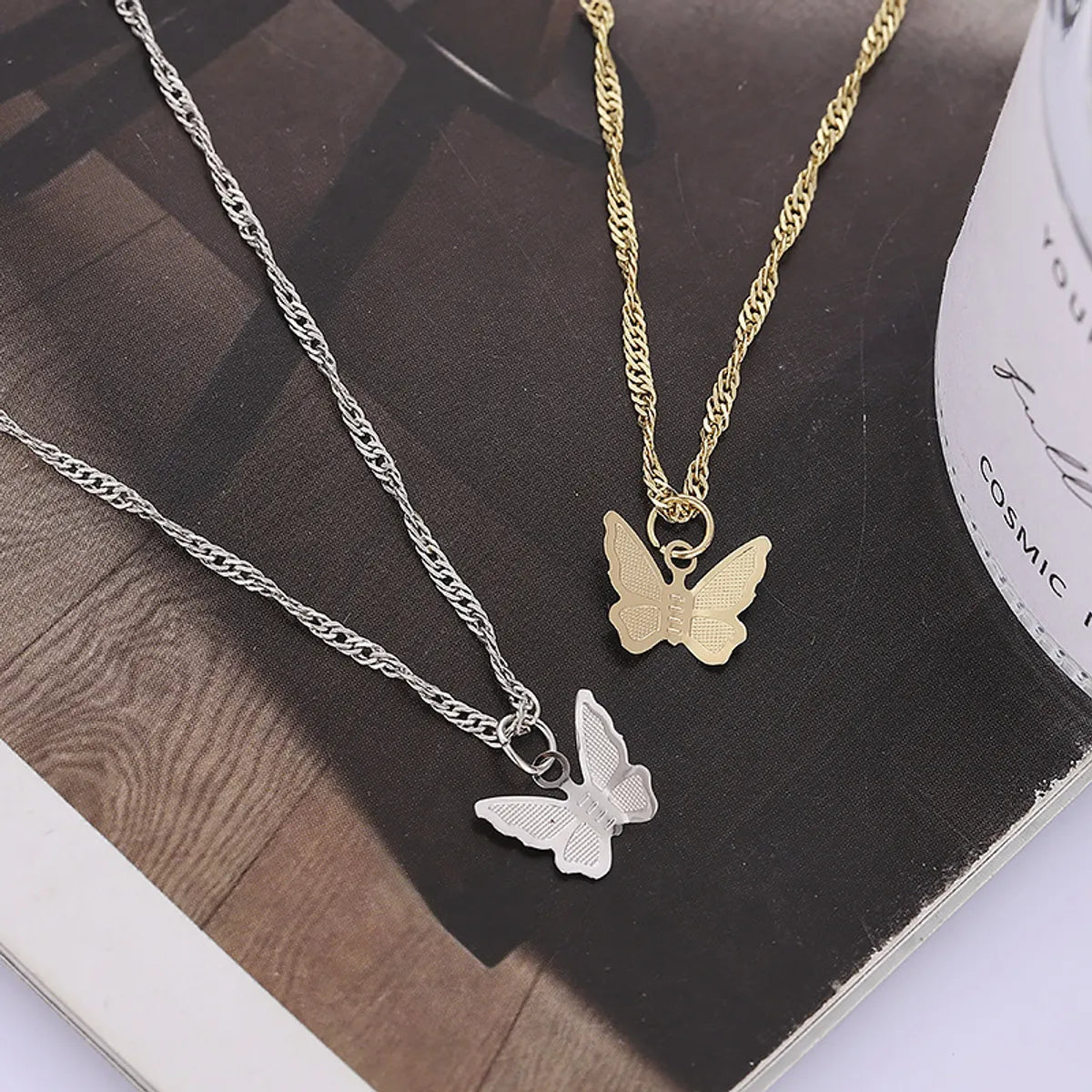 1 Piece Simple Style Insect Butterfly Alloy Women's Pendant Necklace