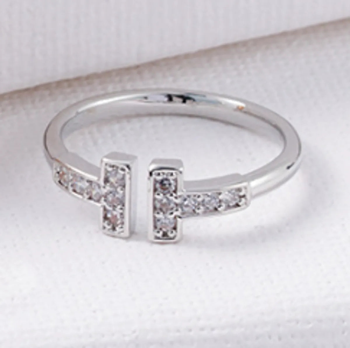 1 Piece Simple Style Letter Copper Plating Inlay Zircon Open Ring