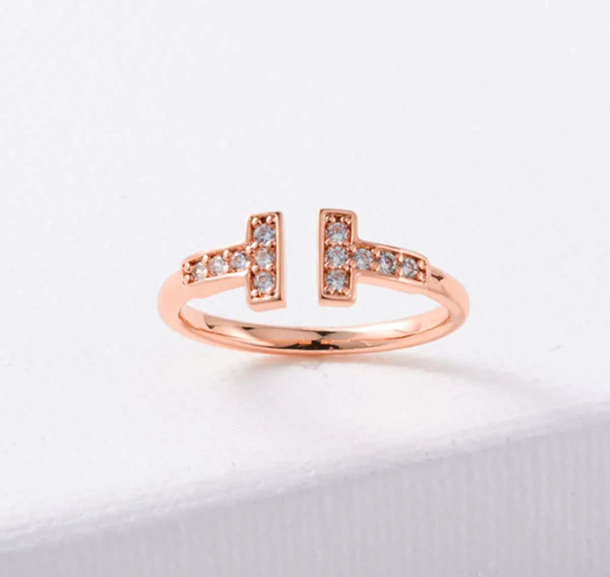 1 Piece Simple Style Letter Copper Plating Inlay Zircon Open Ring