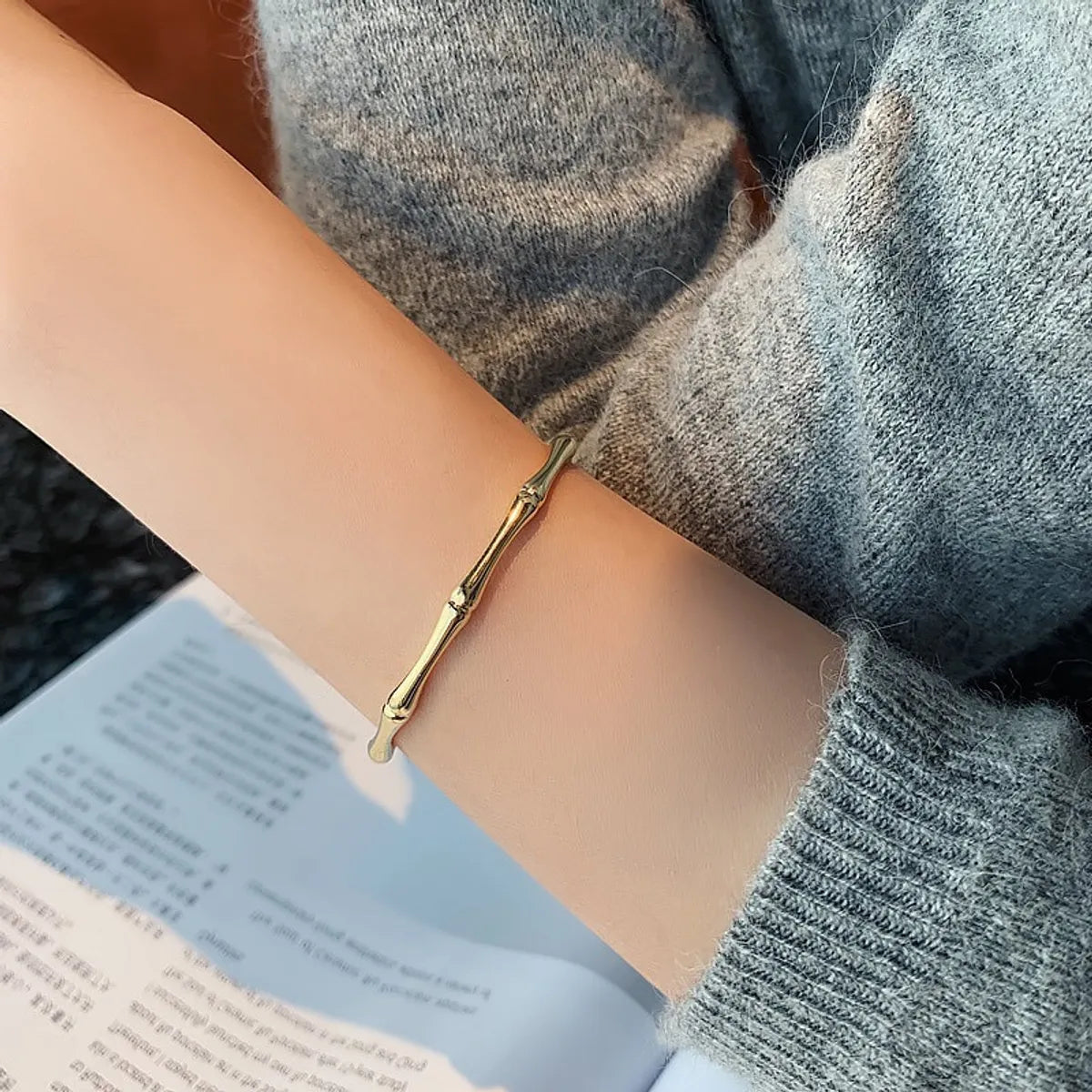 Simple Style Round Alloy Plating Metal Women's Bangle