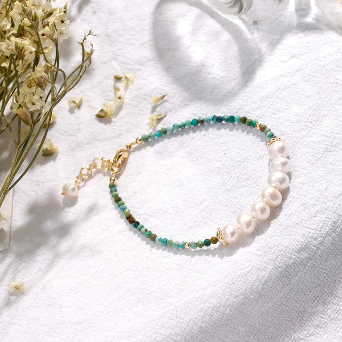 1 Piece Simple Style Round Turquoise Freshwater Pearl Beaded Women's Bracelets