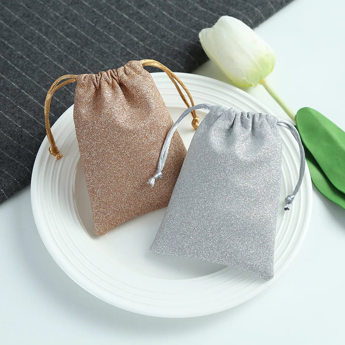 Simple Style Solid Color Cloth Jewelry Packaging Bags