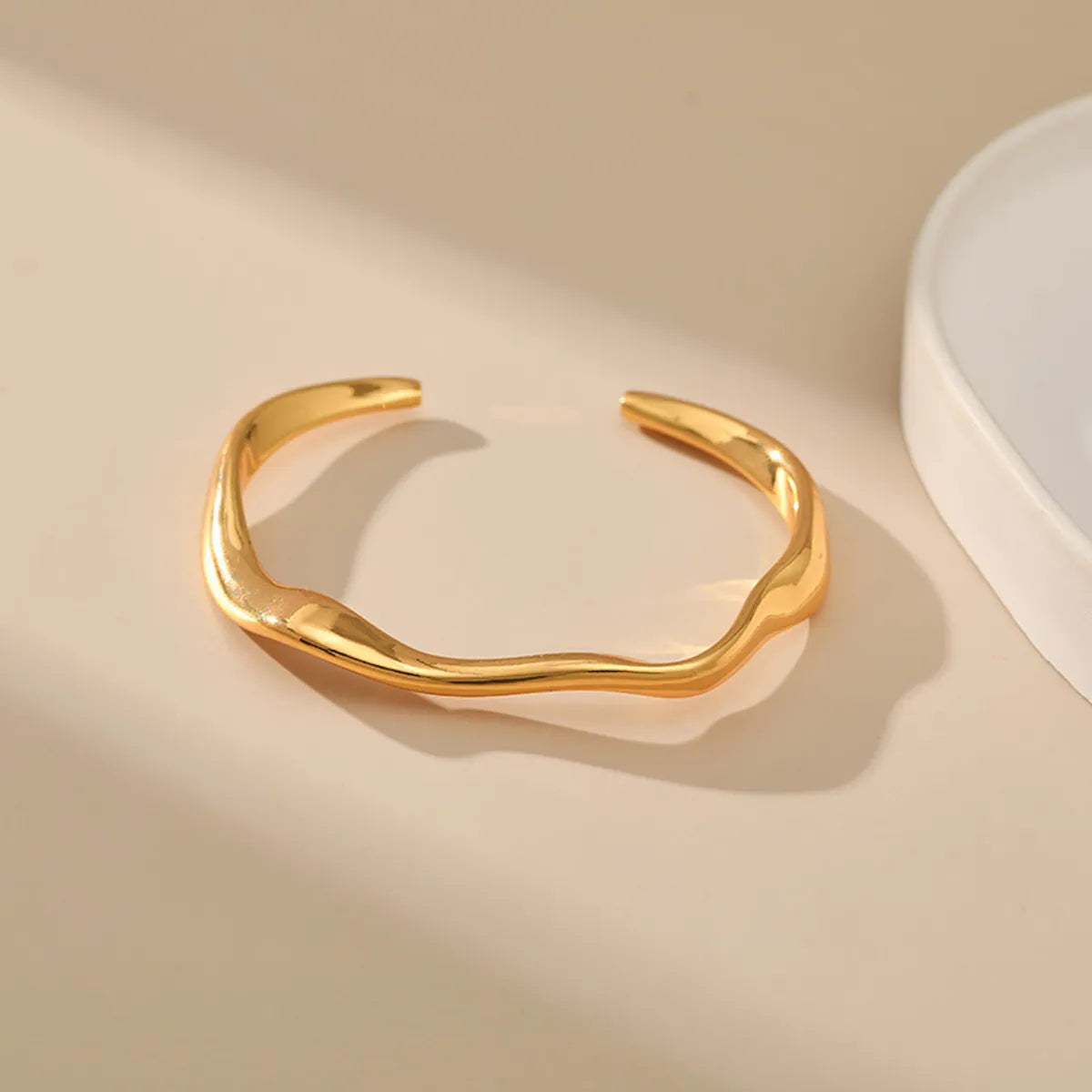 1 Piece Simple Style Solid Color Copper Plating Bangle