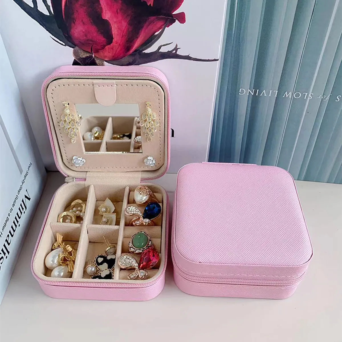 1 Piece Simple Style Solid Color Leather Jewelry Boxes