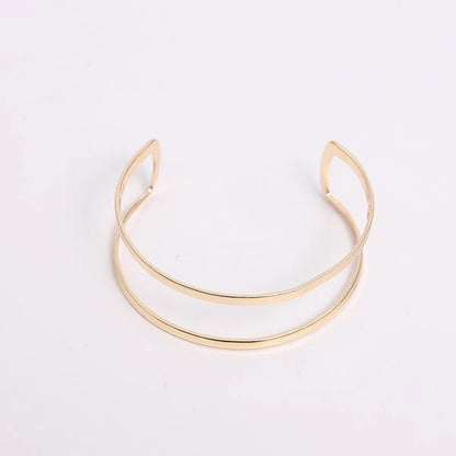 1 Piece Simple Style Solid Color Metal Hollow Out Women's Bangle