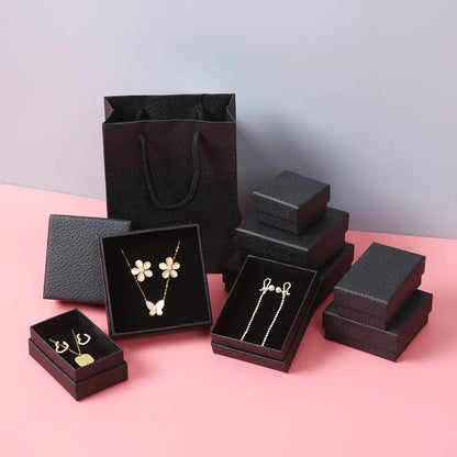 1 Piece Simple Style Solid Color Paper Jewelry Boxes