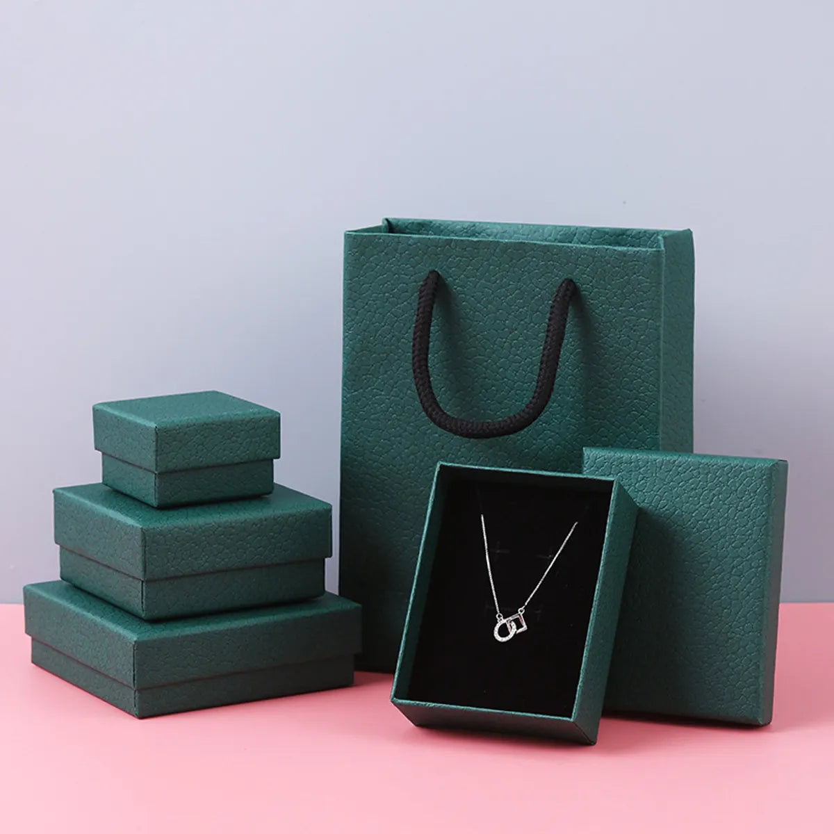 1 Piece Simple Style Solid Color Paper Jewelry Boxes