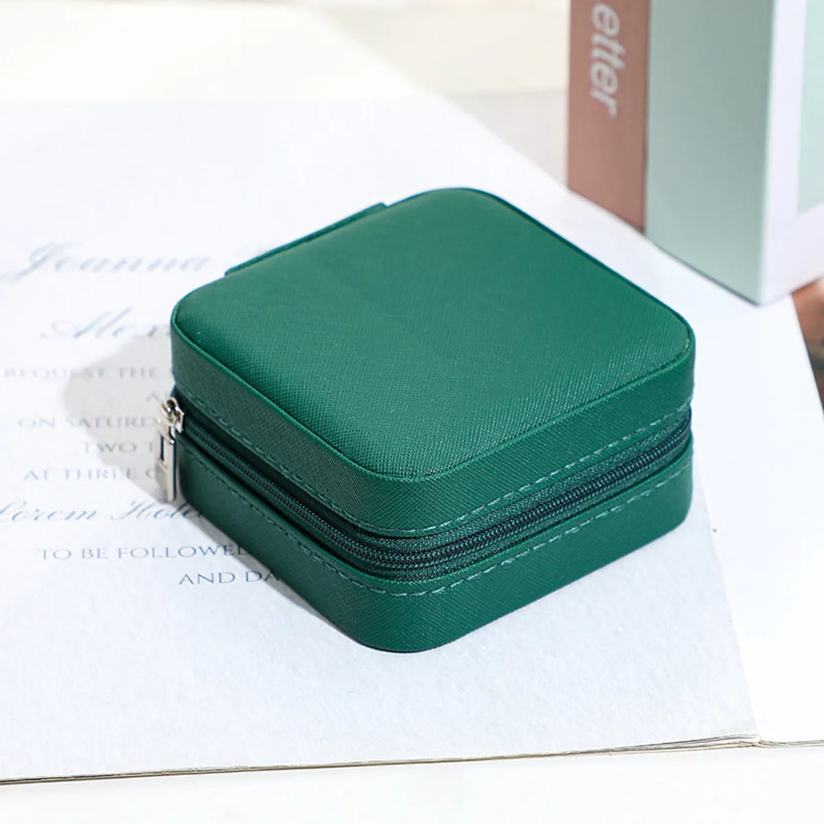 Simple Style Solid Color Pu Leather Plastic Flannel Jewelry Boxes