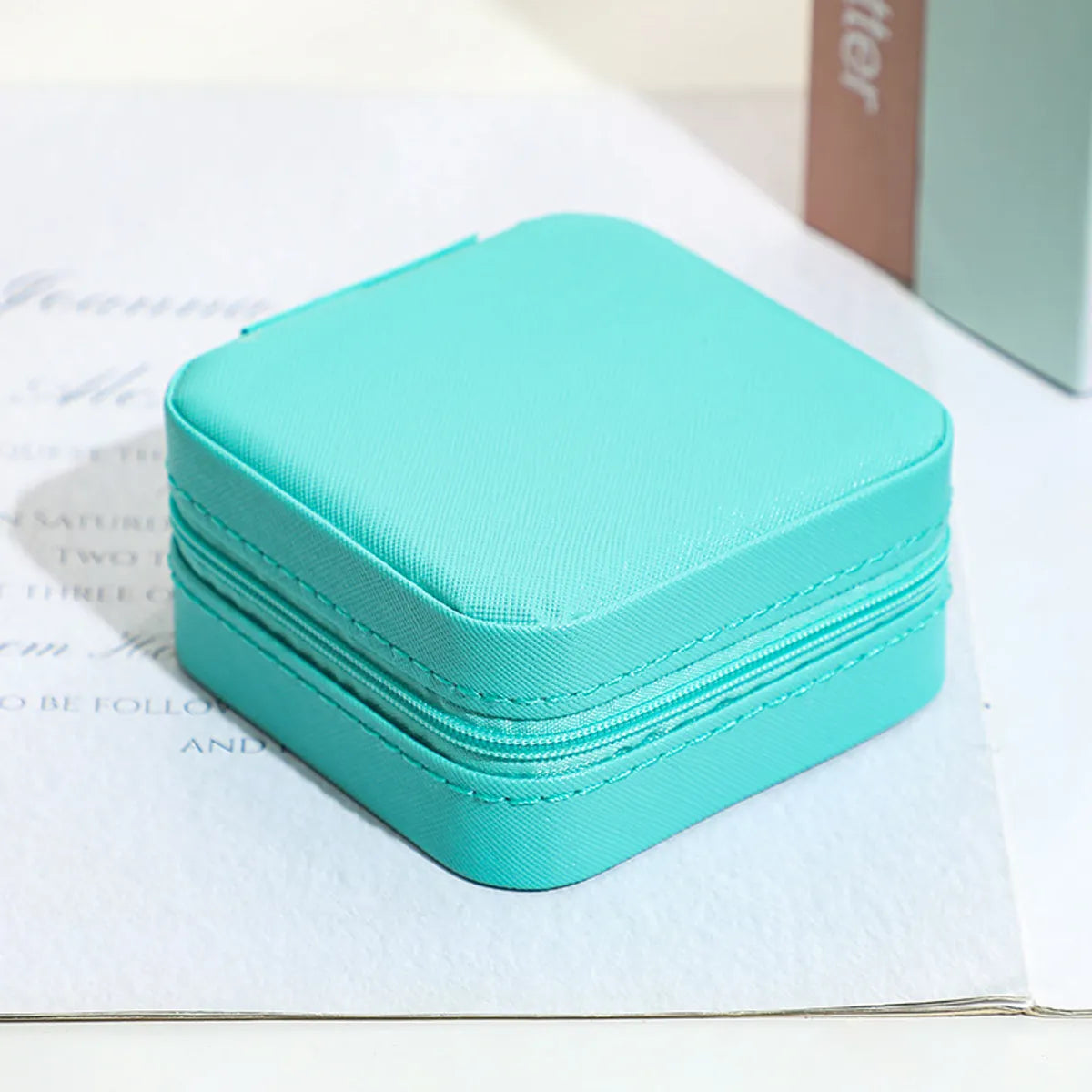 Simple Style Solid Color Pu Leather Plastic Flannel Jewelry Boxes