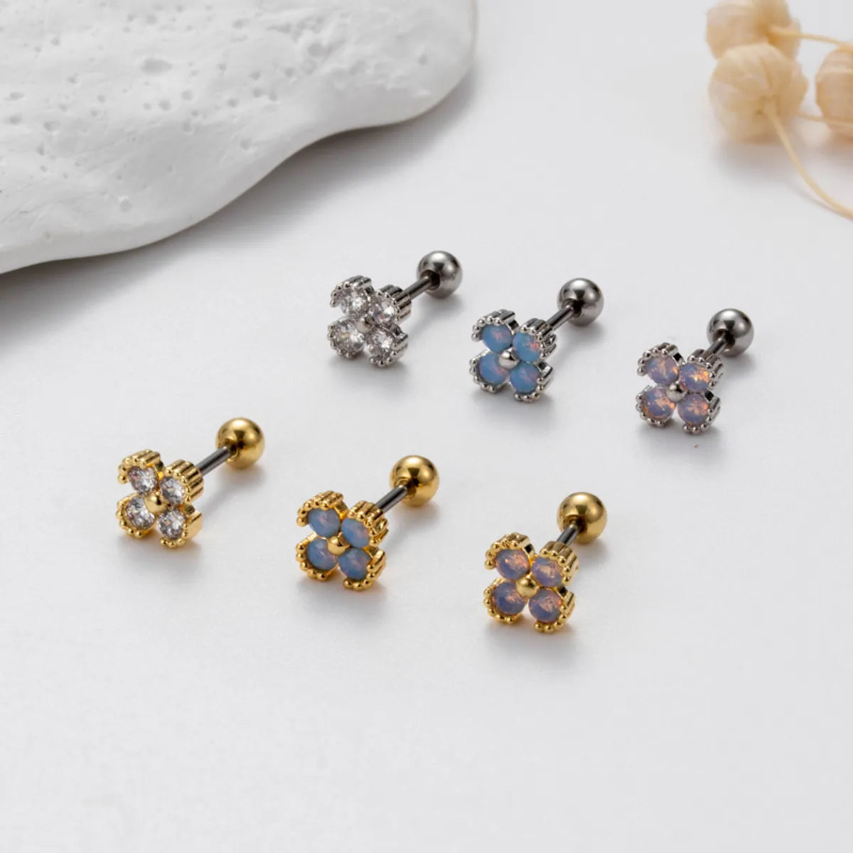 1 Piece Sweet Simple Style Flower Plating Inlay Stainless Steel Zircon 18k Gold Plated Cartilage Earrings