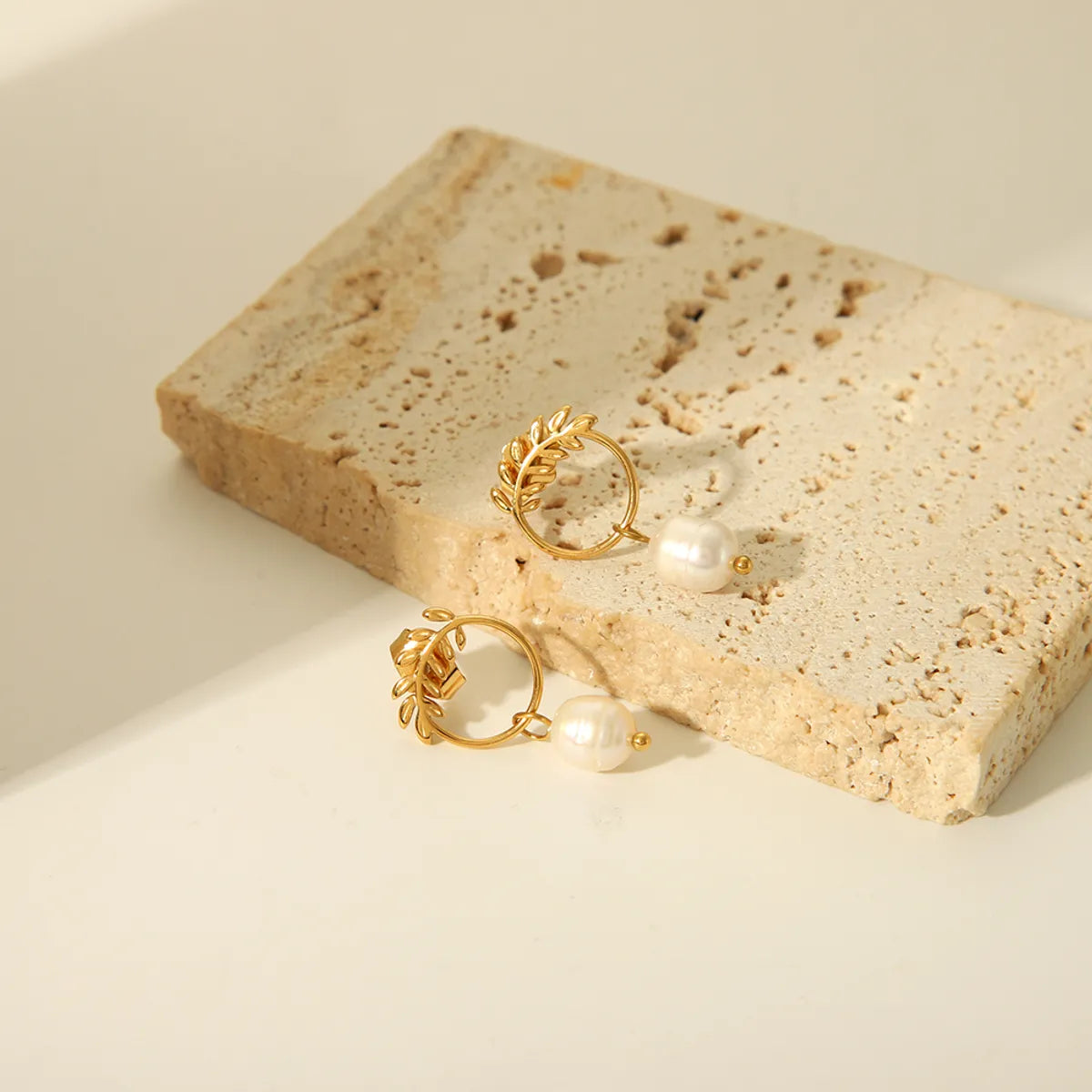 1 Piece Sweet Simple Style Korean Style Grain 304 Stainless Steel Freshwater Pearl 18K Gold Plated Drop Earrings