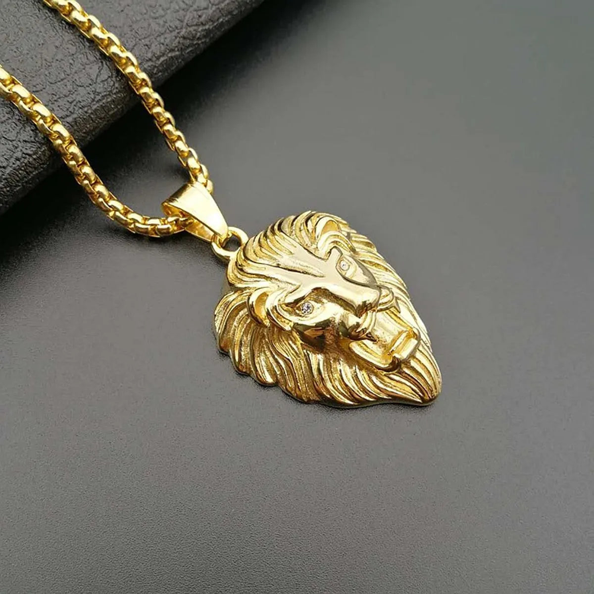 1 Piece Titanium Steel Lion Pendant